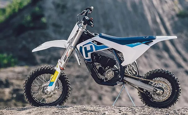 Electric dirt bike hotsell for 10 year old